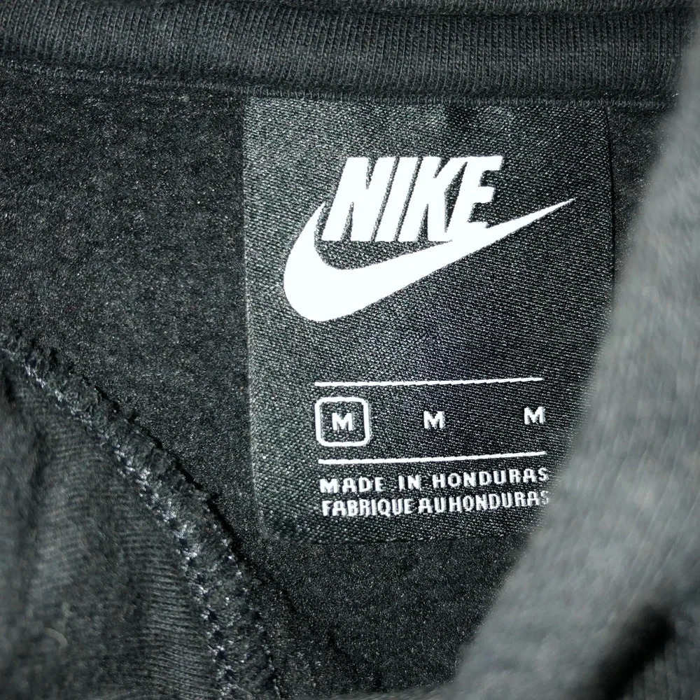 Sold ***!Nike sportswear club fleece pullover hoodie black M - Picture 5 of 6